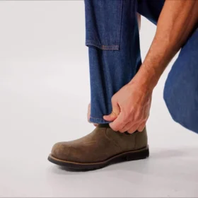 Jean de travail pour homme série Crafted, coupe ample, jambes droites et genoux renforcés